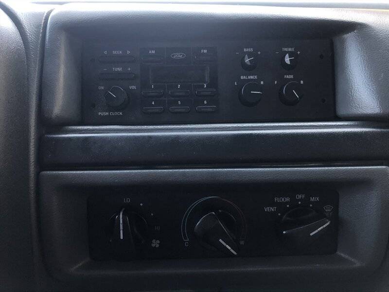 Ford-f-150-extended-cab-sb-manual-1992-grey-20