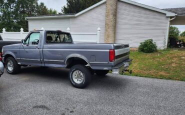 Ford-f-150-full-size-pickup-4x4-1995-silver