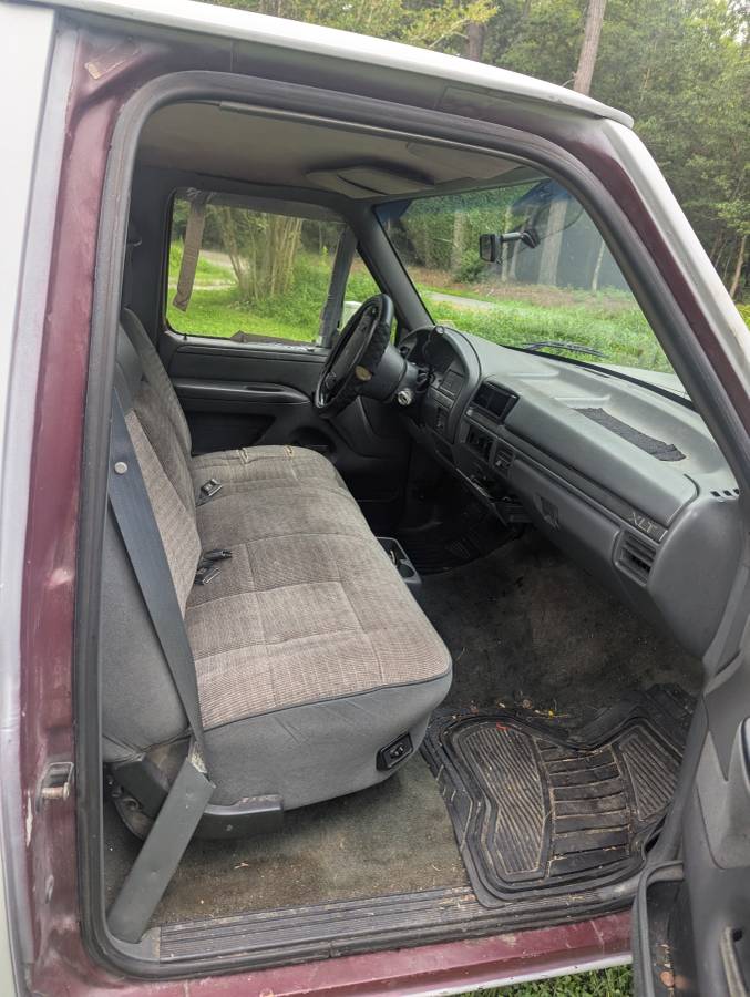 Ford-f-150-passengertruck-1993-grey-2
