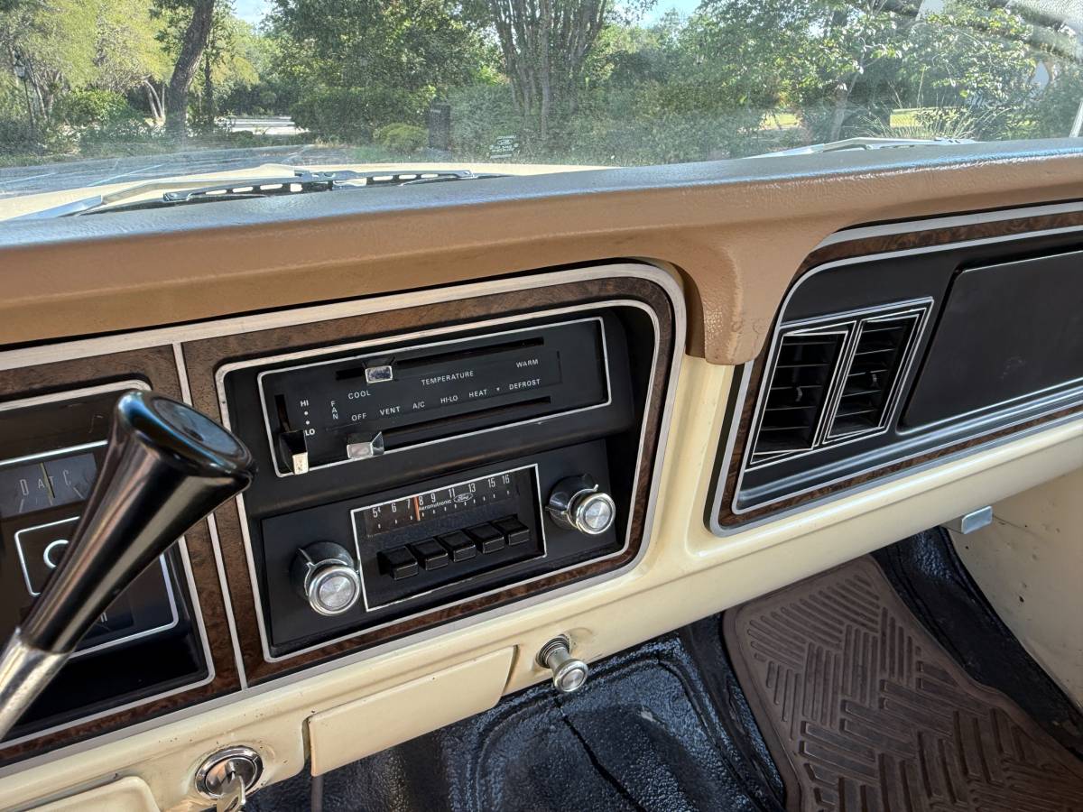 Ford-f-150-ranger-xlt-1977-15