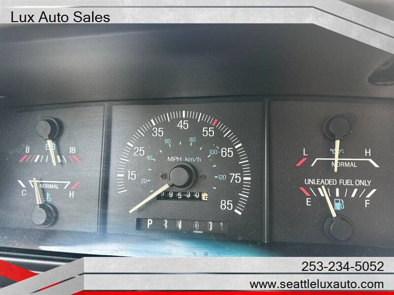 Ford-f-150-s-1989-green-17