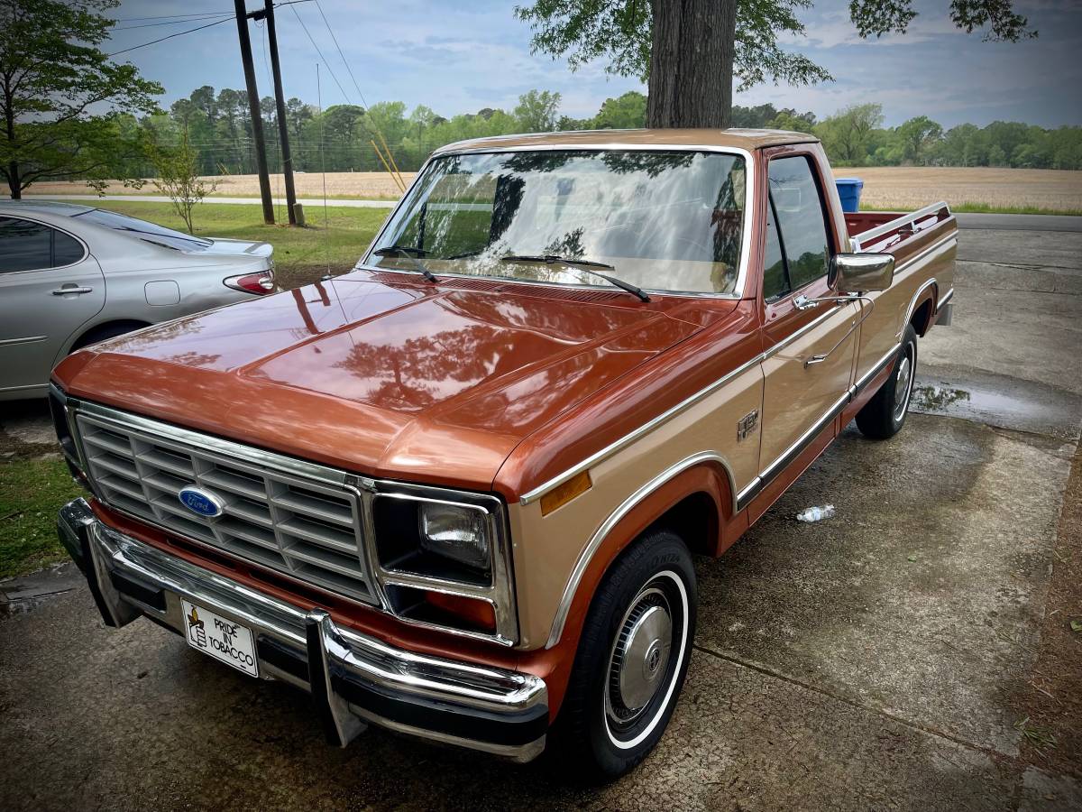 Ford-f-150-xl-1984-4