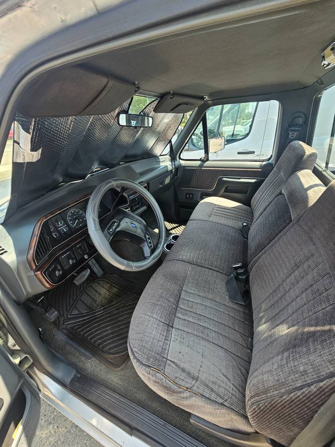 Ford-f-150-xlt-1991-silver-4