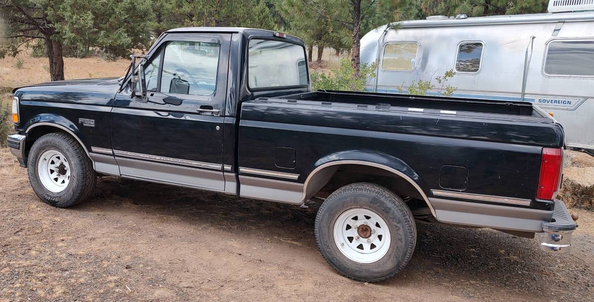 Ford-f-150-xlt-1995-black-1