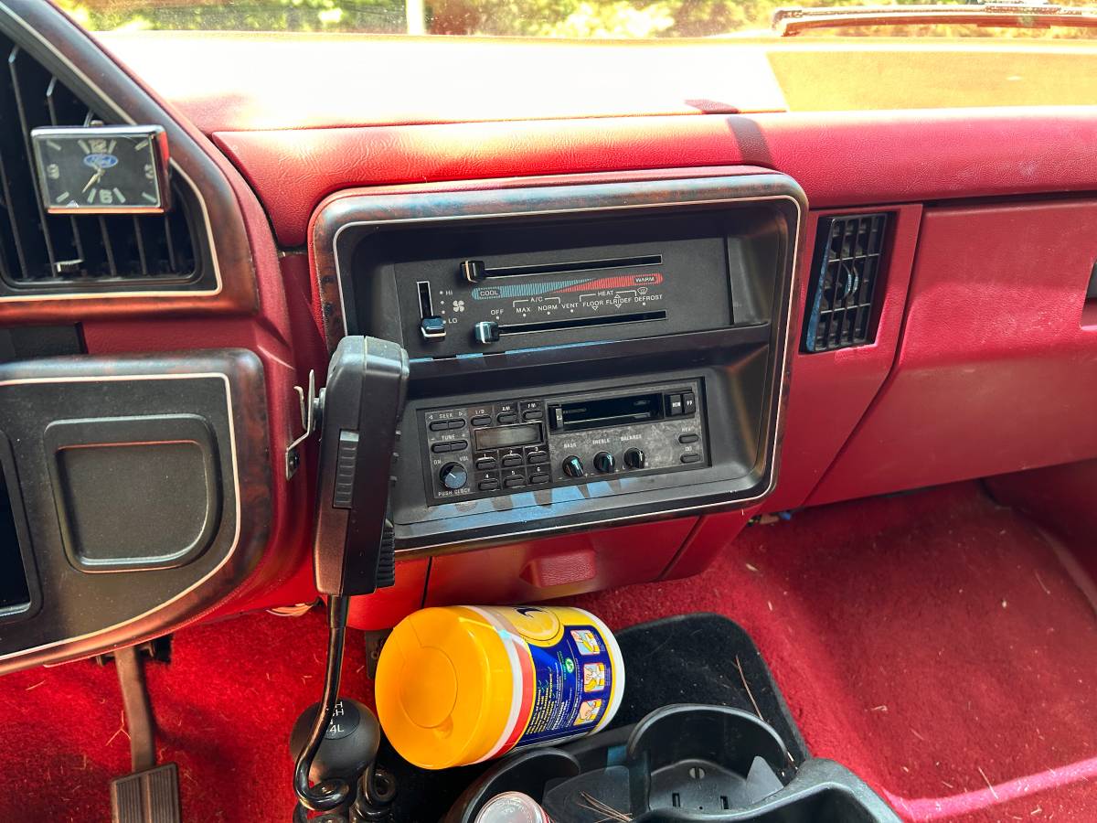 Ford-f-150-xlt-lariat-4wd-1989-2