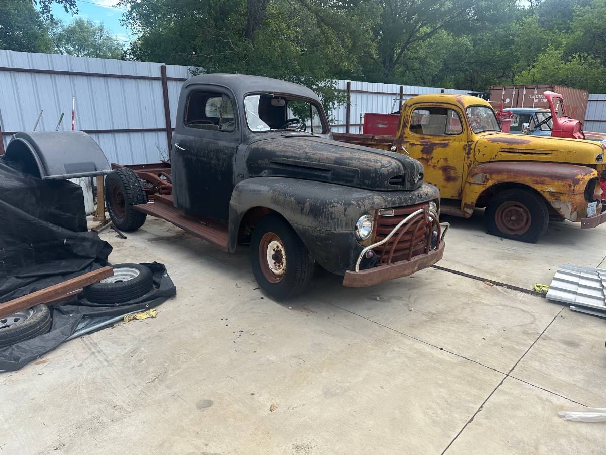 Ford-f-1948-black-5