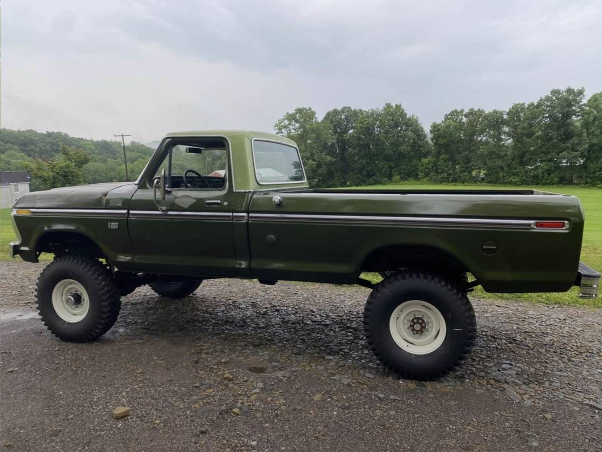 Ford-f-250-1976-green-15
