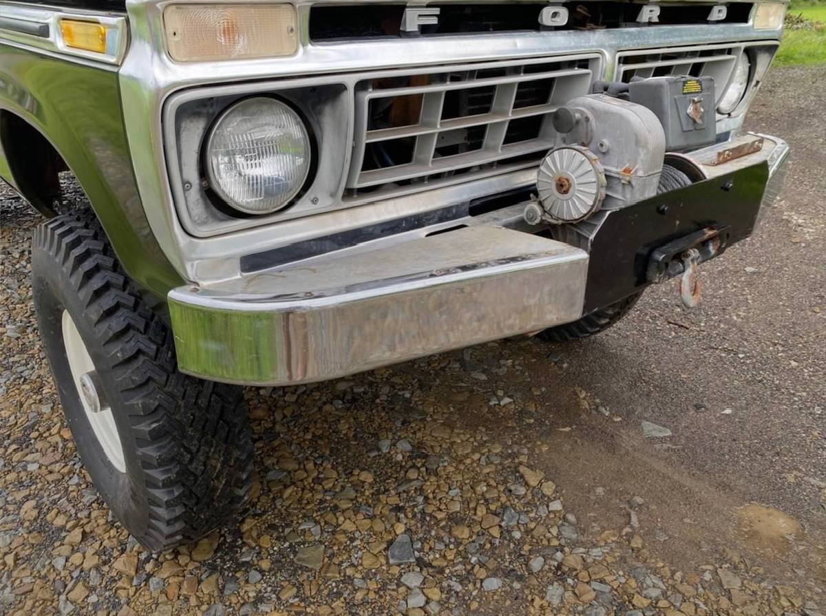 Ford-f-250-1976-green-4