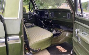 Ford-f-250-1976-green-6