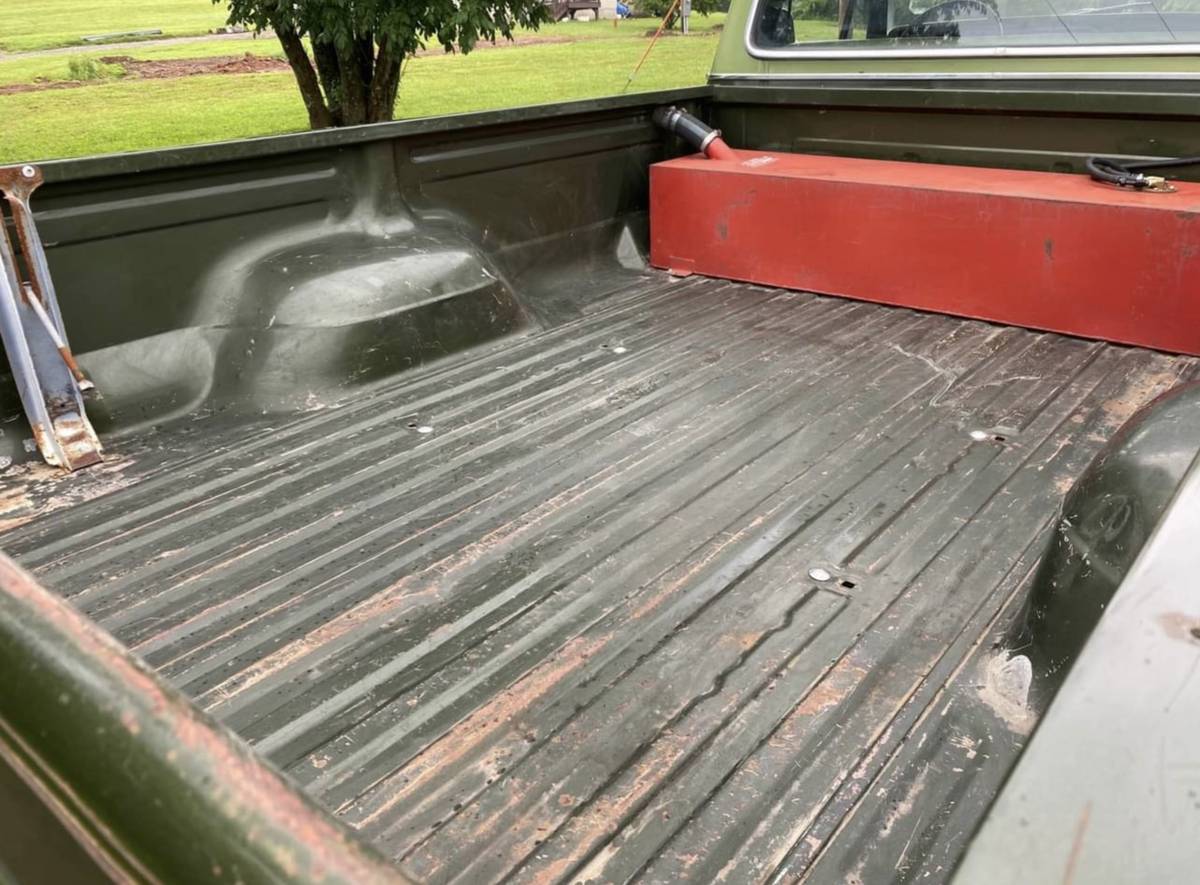 Ford-f-250-1976-green-8