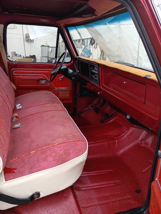 Ford-f-250-1977-custom-7