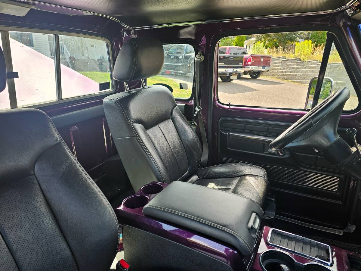 Ford-f-250-1977-purple-1
