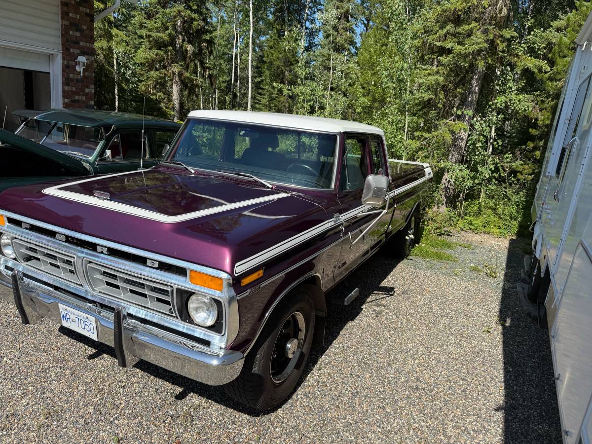 Ford-f-250-1977-purple-2