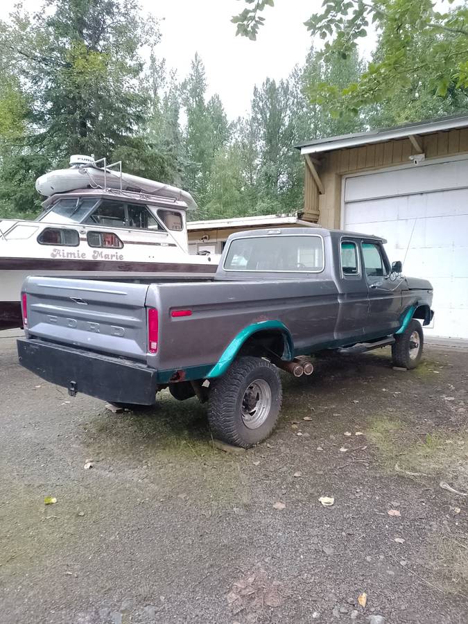 Ford-f-250-1979-grey-2