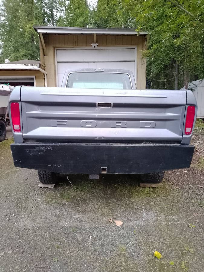 Ford-f-250-1979-grey-8