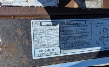 Ford-f-250-1983-white-3