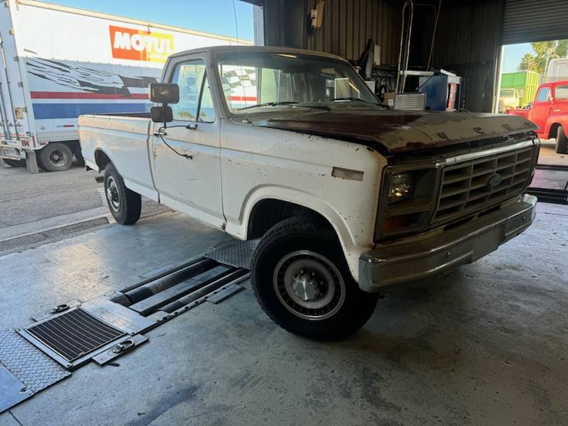 Ford-f-250-1985-1