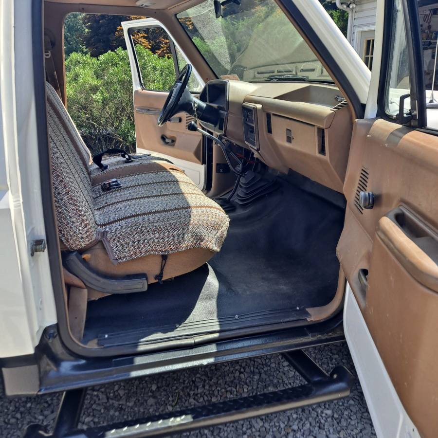Ford-f-250-1987-white-6