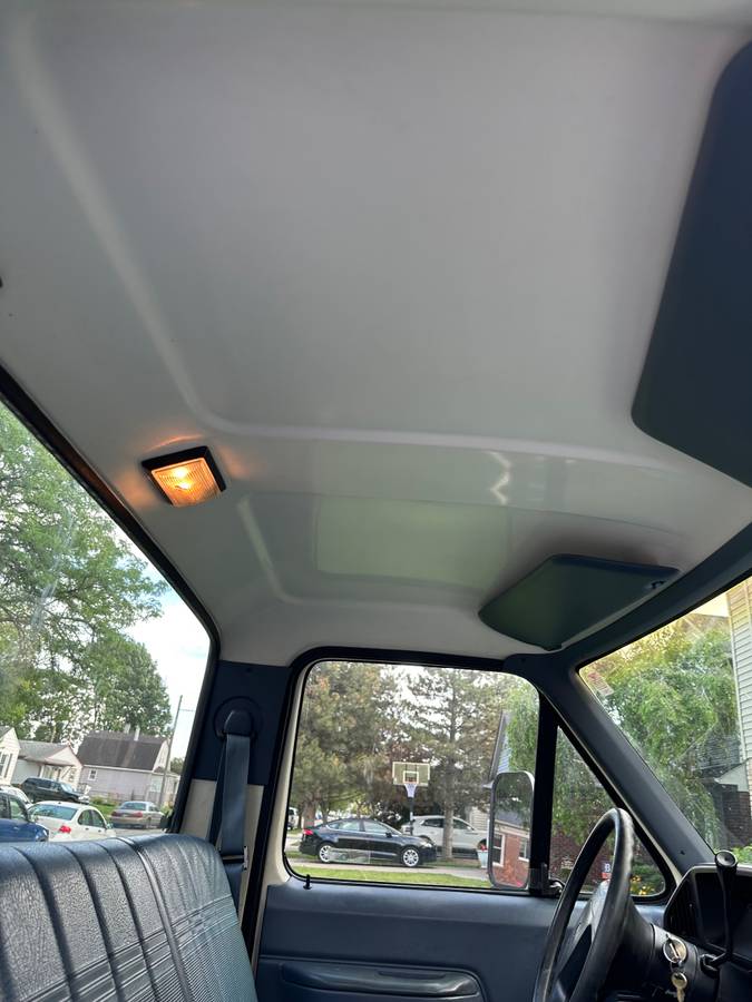 Ford-f-250-1989-white-9