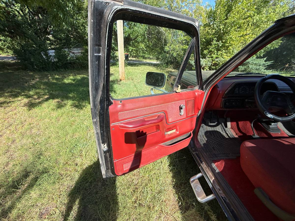 Ford-f-250-1990-black-19