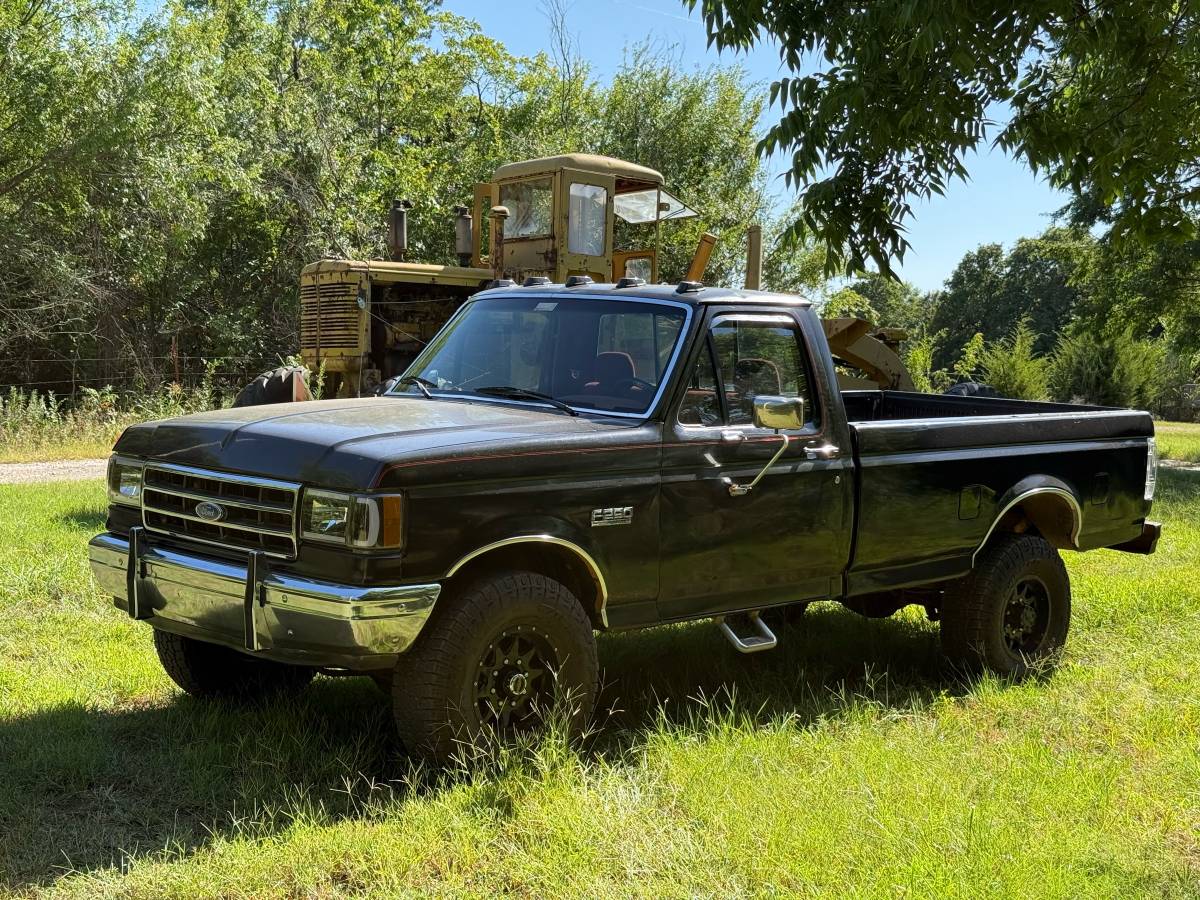 Ford-f-250-1990-black-21