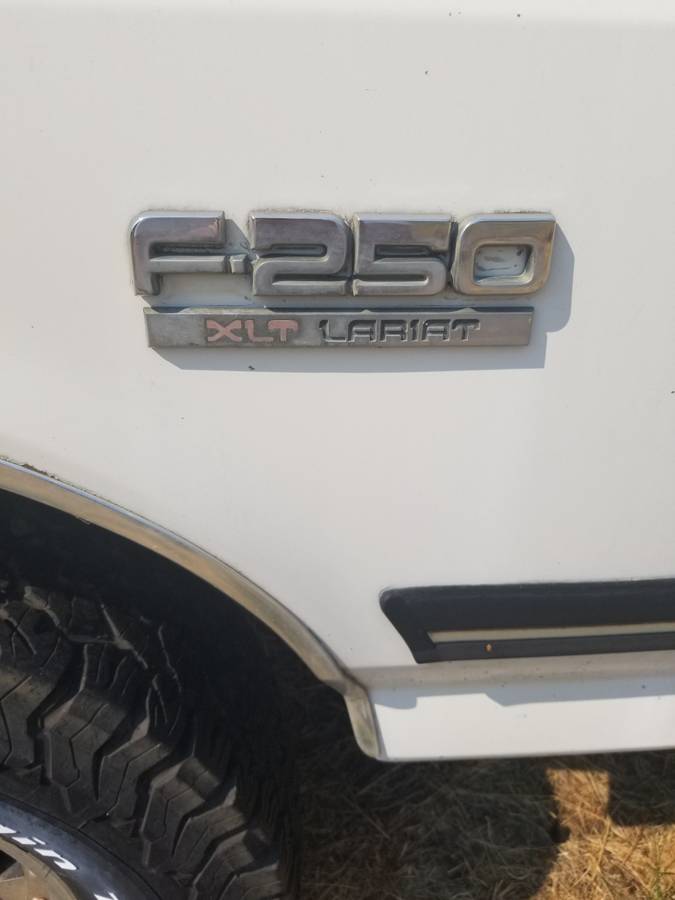Ford-f-250-1991-white-3