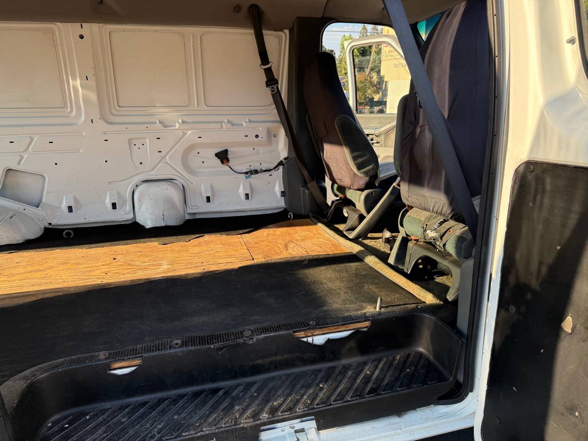 Ford-f-250-1993-white-15