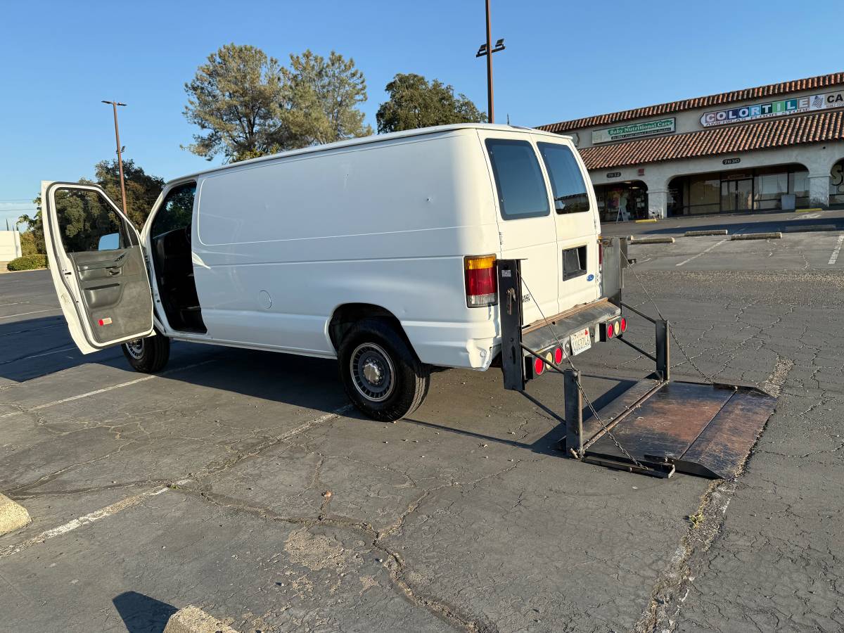 Ford-f-250-1993-white-3