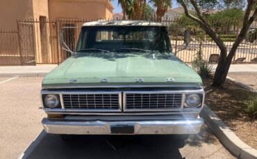 Ford-f-250-camper-special-1970-green-3