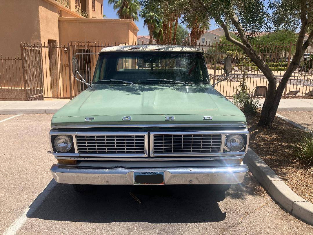 Ford-f-250-camper-special-1970-green-3