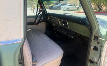 Ford-f-250-camper-special-1970-green-5