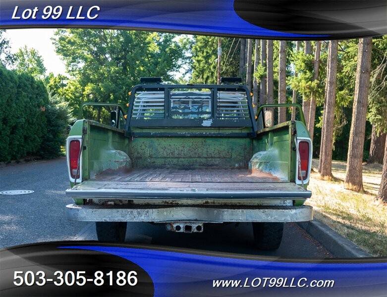 Ford-f-250-camper-special-range-1974-green-17