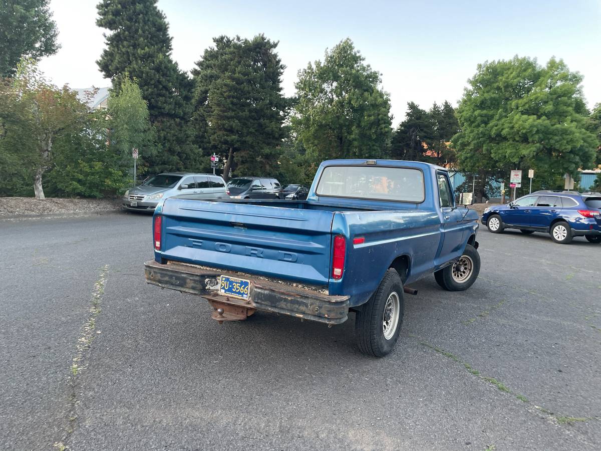 Ford-f-250-custom-1978-blue-5