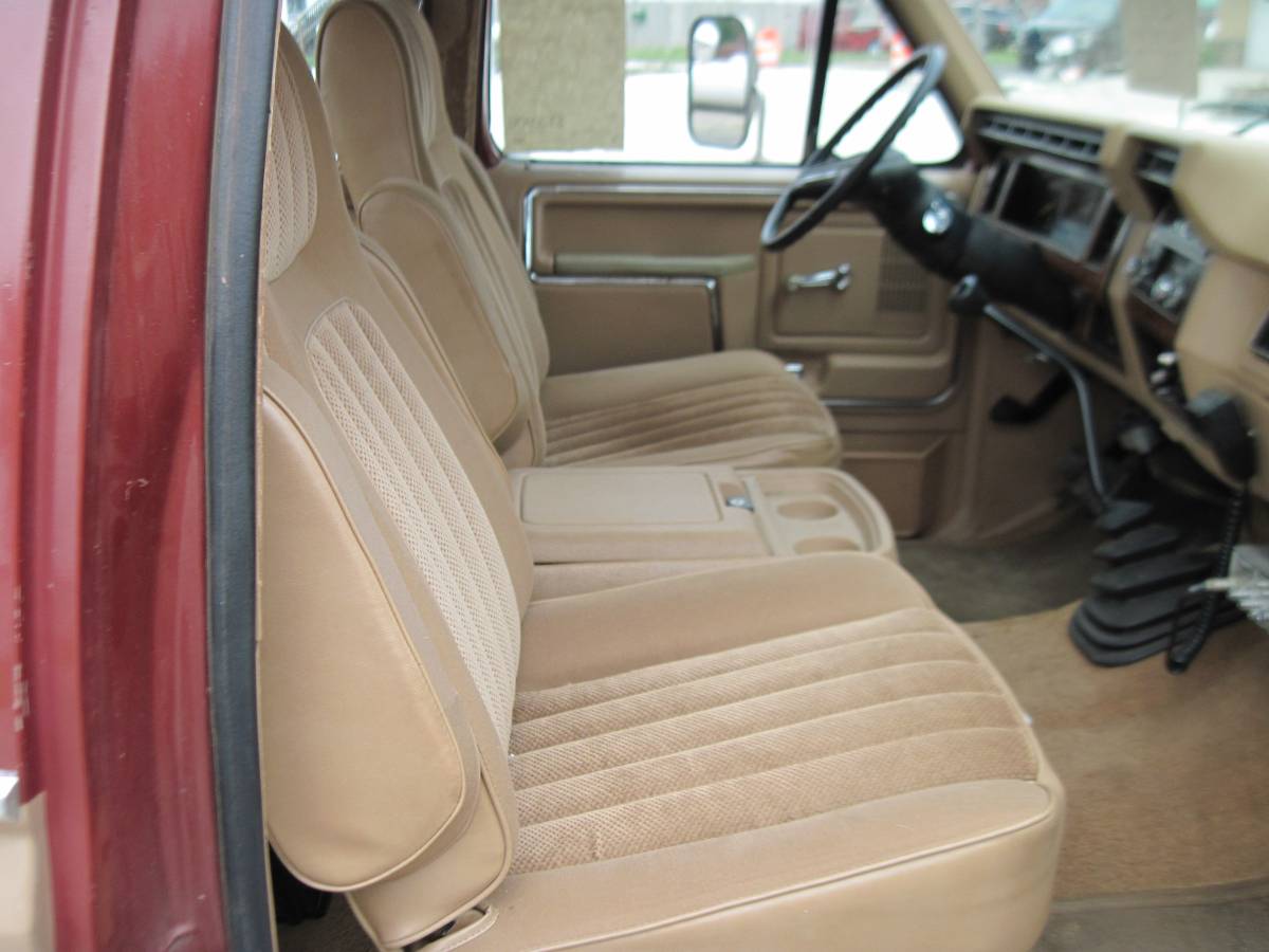 Ford-f-250-diesel-1984-brown-10