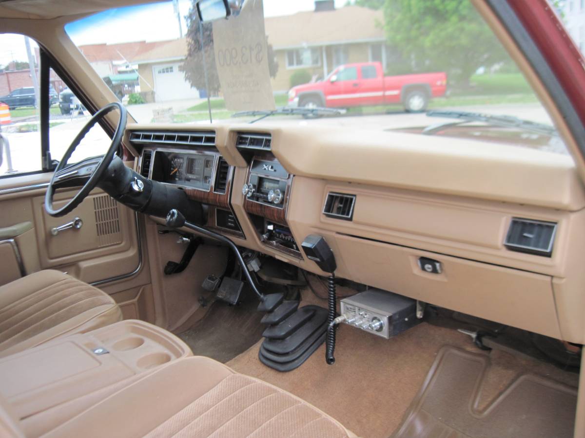 Ford-f-250-diesel-1984-brown-35