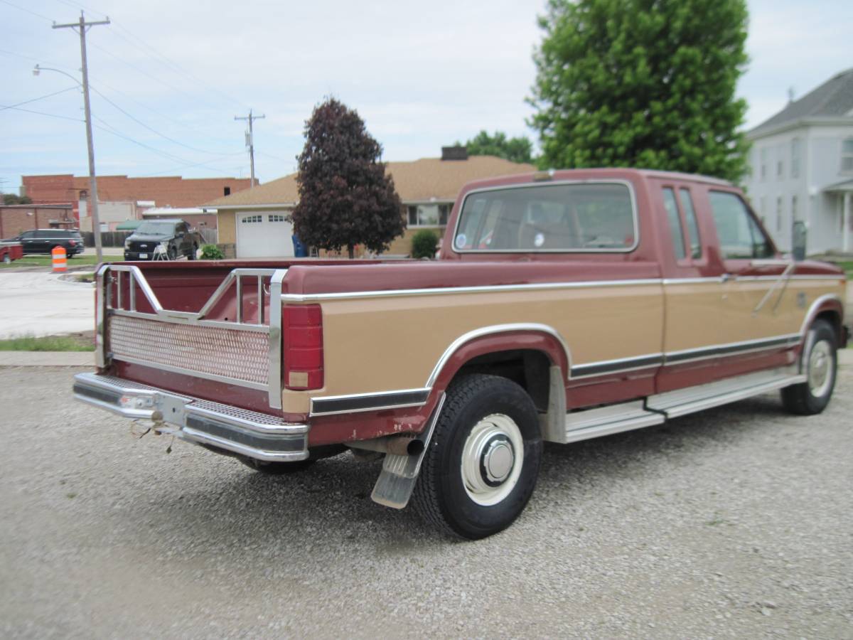 Ford-f-250-diesel-1984-brown-36