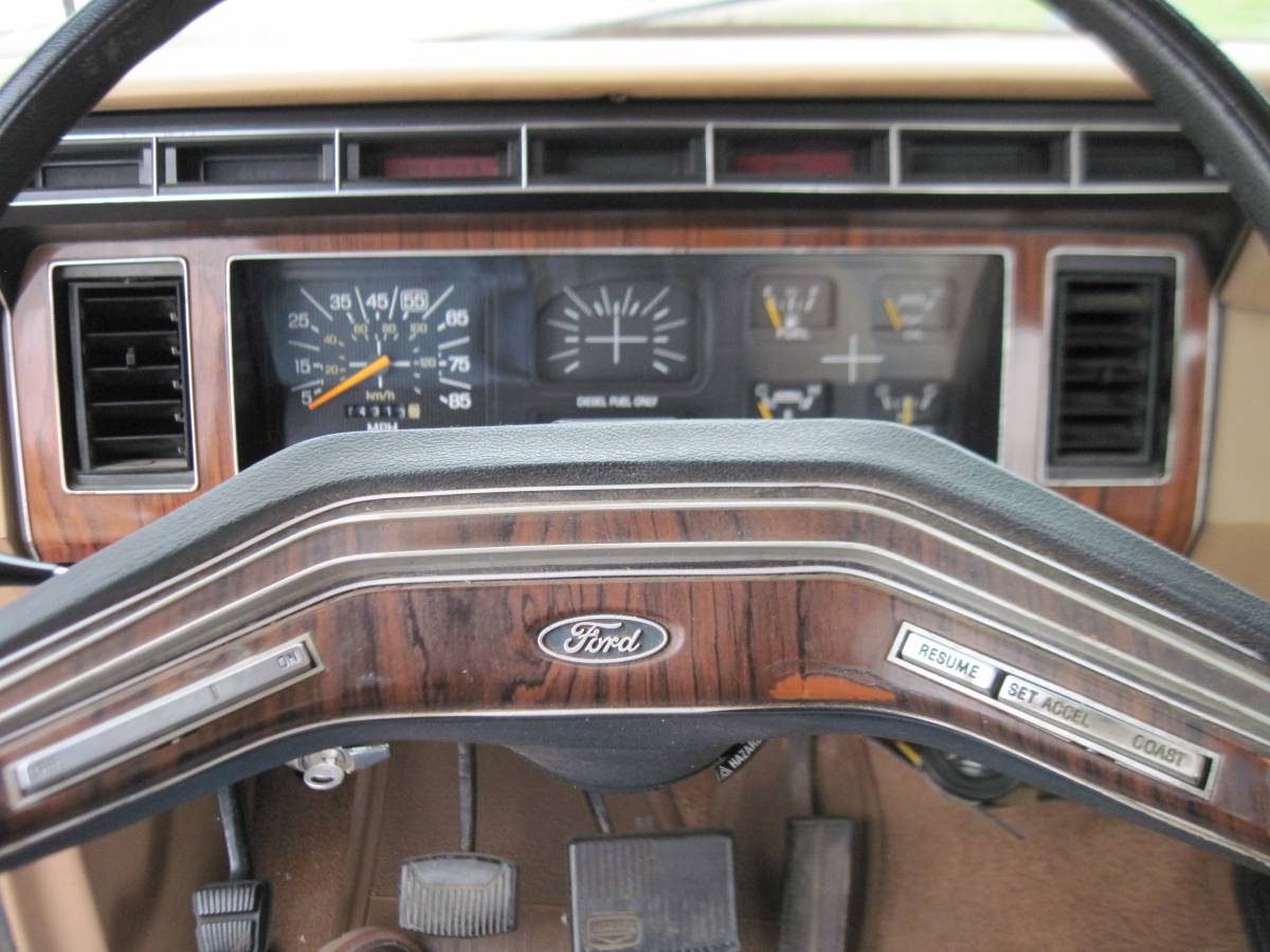 Ford-f-250-diesel-1984-brown-39