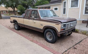 Ford-f-250-diesel-1984-brown