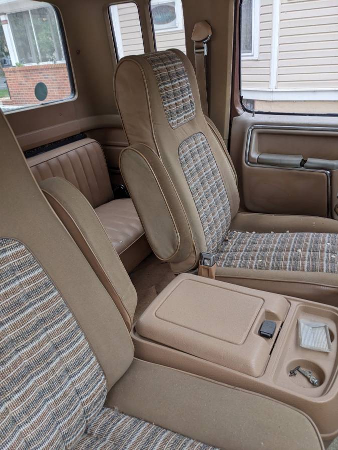 Ford-f-250-diesel-1984-brown-5