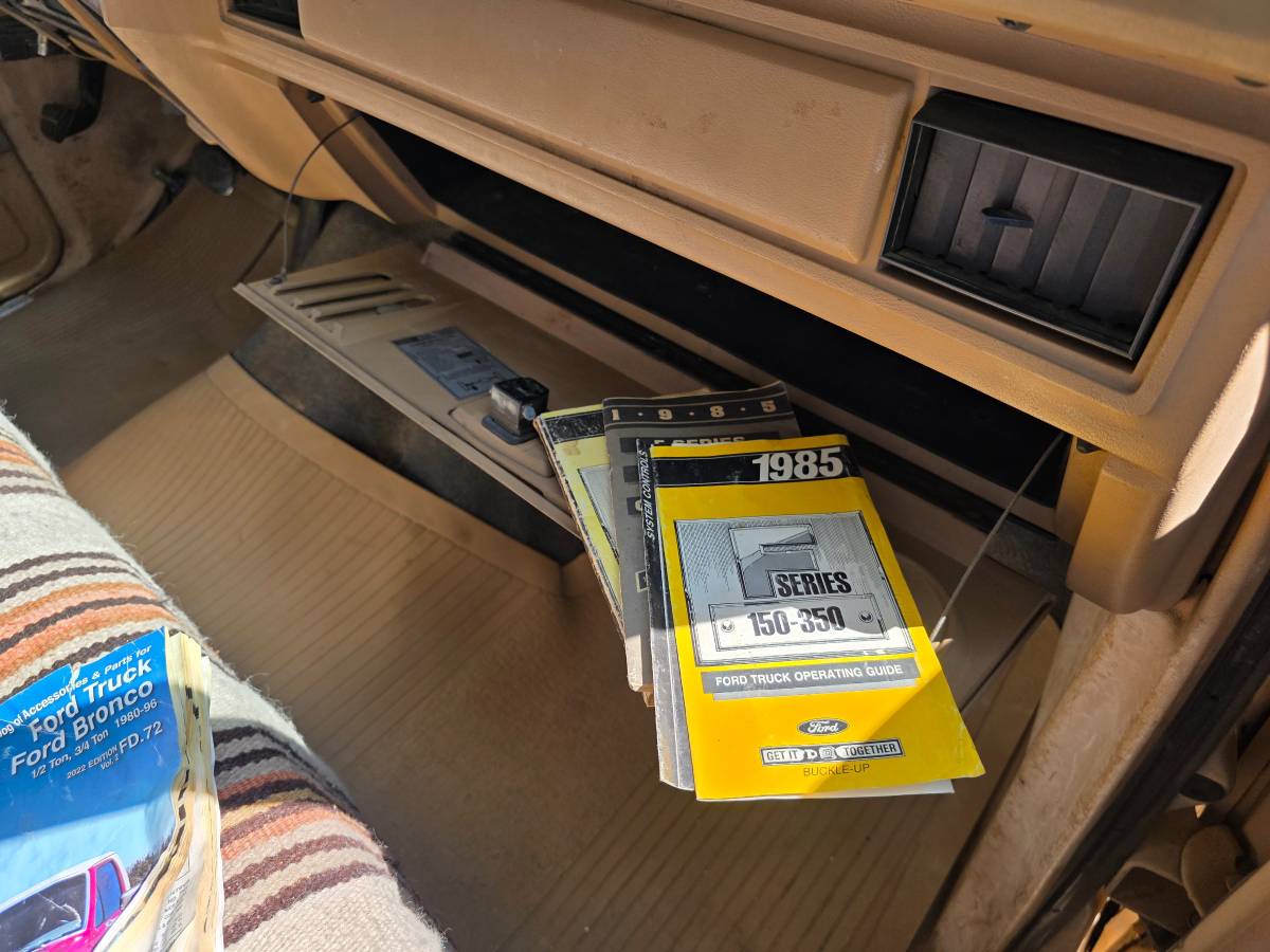 Ford-f-250-diesel-1985-15