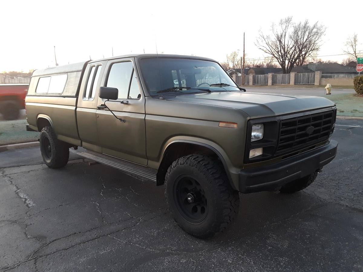 Ford-f-250-diesel-1985-green-5