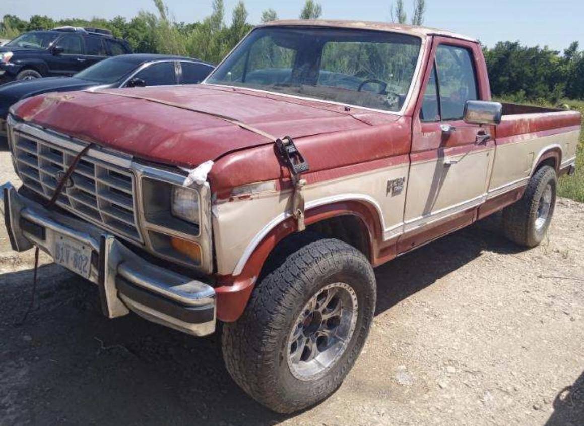 Ford-f-250-diesel-1986-red-1