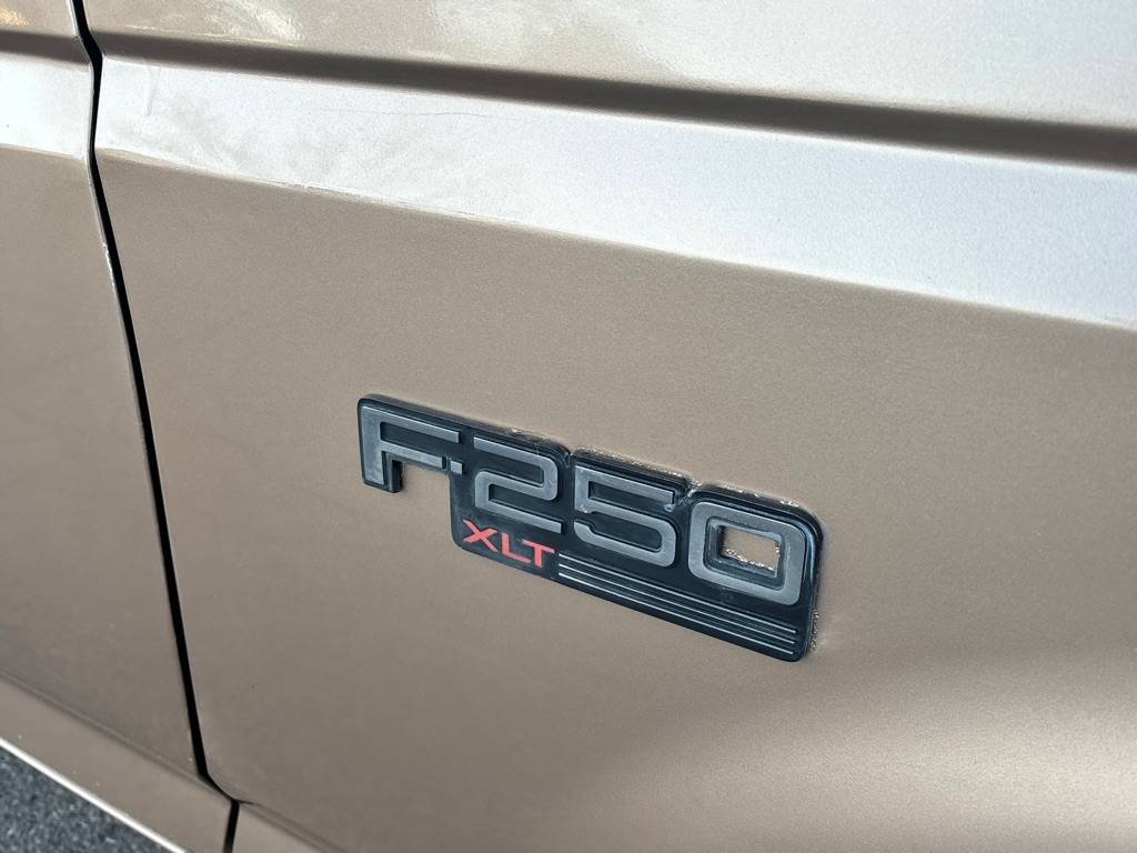 Ford-f-250-diesel-1992-custom-17