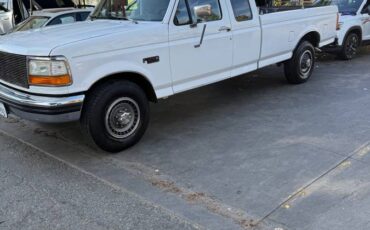 Ford-f-250-diesel-1992-white