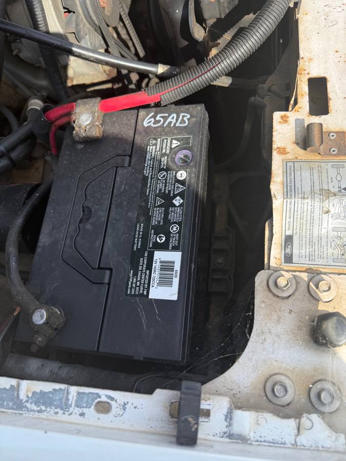 Ford-f-250-diesel-1992-white-5