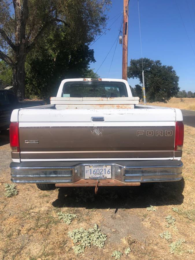 Ford-f-250-diesel-1993-white-13