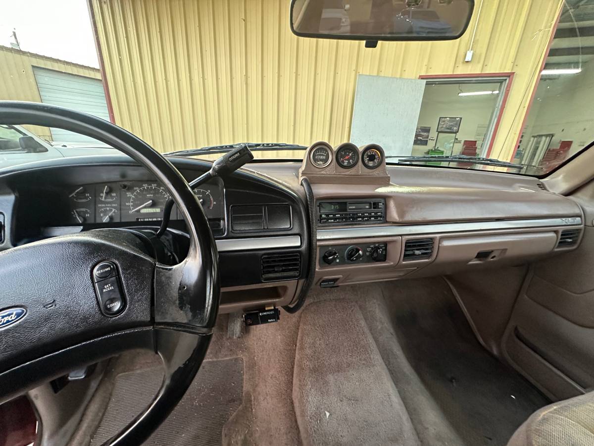 Ford-f-250-diesel-1994-red-18