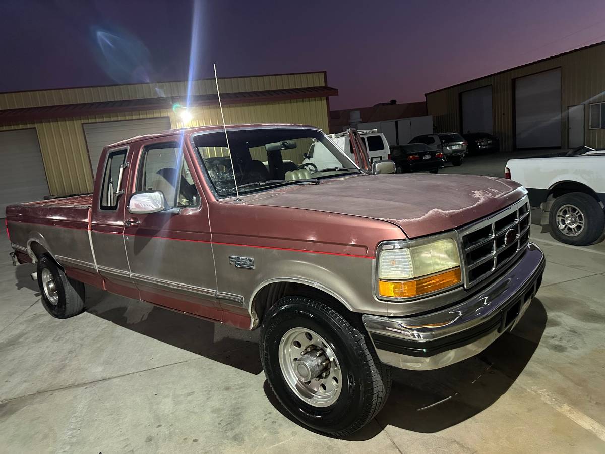 Ford-f-250-diesel-1994-red-3