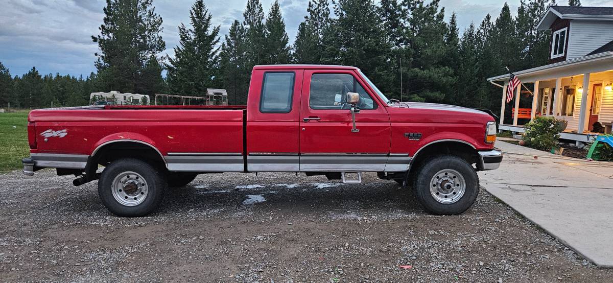 Ford-f-250-diesel-1995-red-11