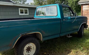 Ford-f-250-long-bed-1984-green-1